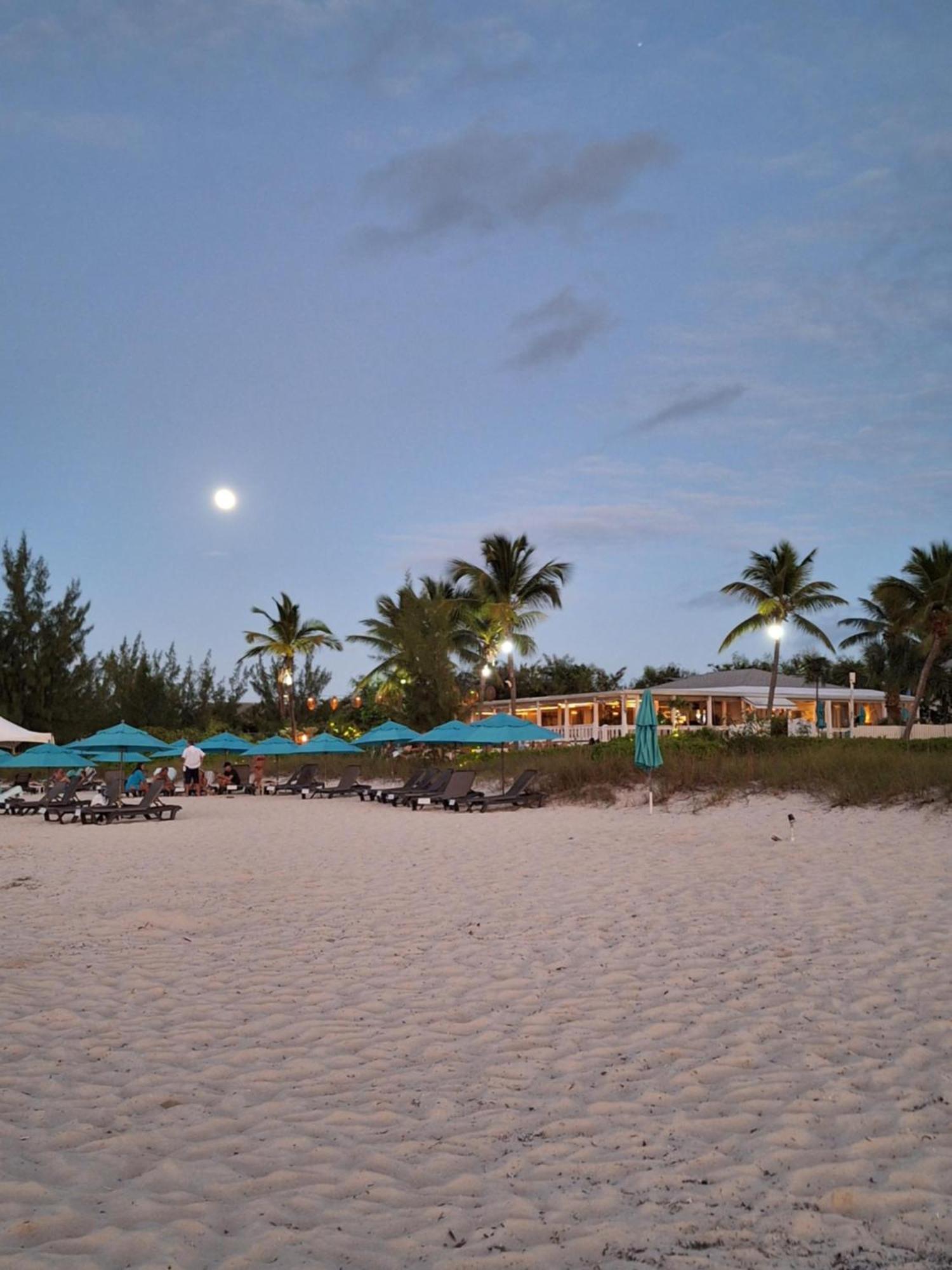 גרייס ביי Sibonne Beach Hotel מראה חיצוני תמונה